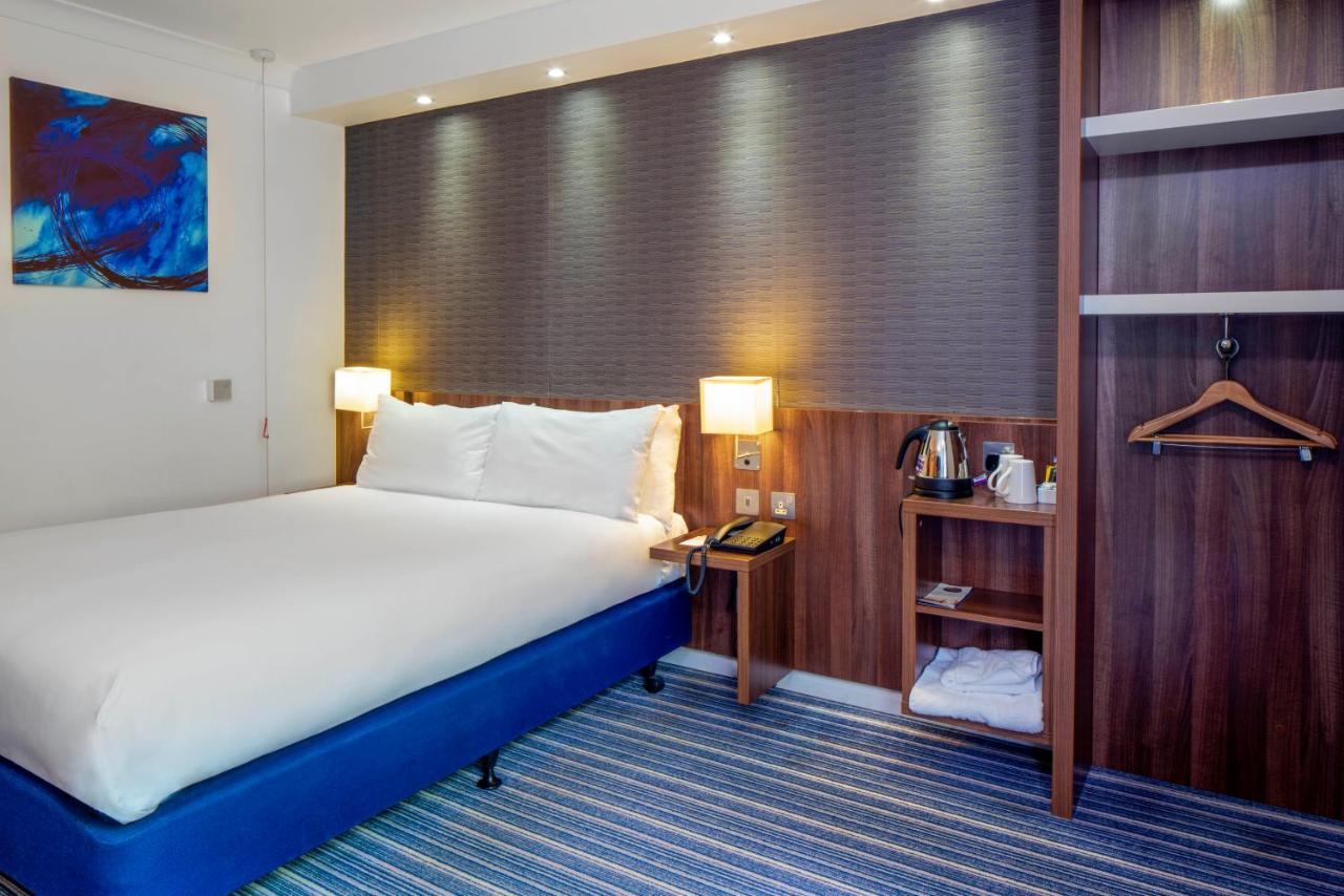 Express By Ihg 3*